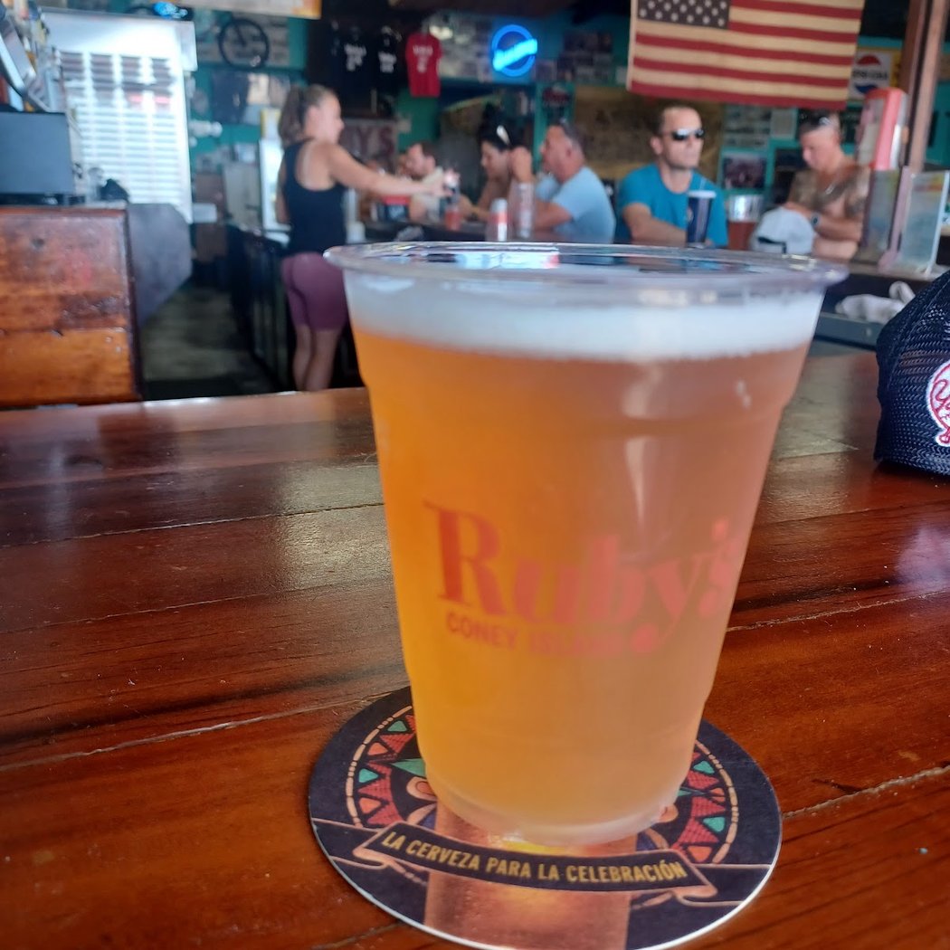 Ruby's Bar & Grill 4